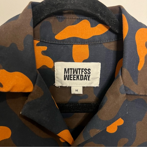 Weekday Lean Printed Jacket Orange and Navy Camo Y2K Elevated Jacket - Picture 5 of 10